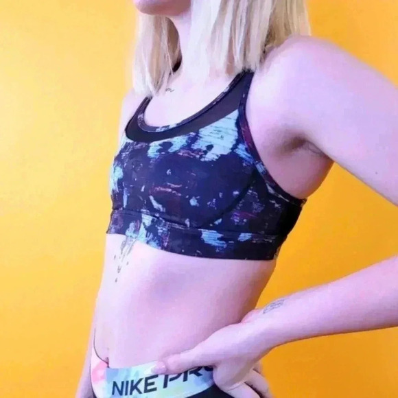 Lululemon Run Stuff Your Bra - 6 - Picture 8 of 8